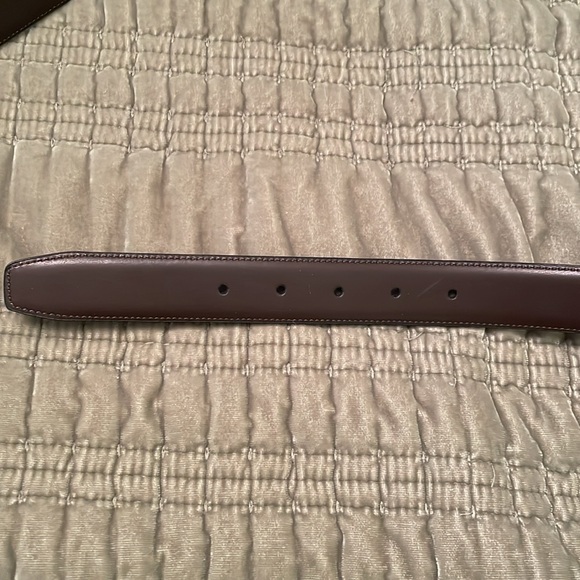 NWT DOCKERS Reversible Leather Belt Size 50 Black or Brown - Picture 7 of 11